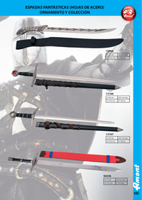 CADET SWORDS - TRUNKS - ASSASIN`S CREED Amont